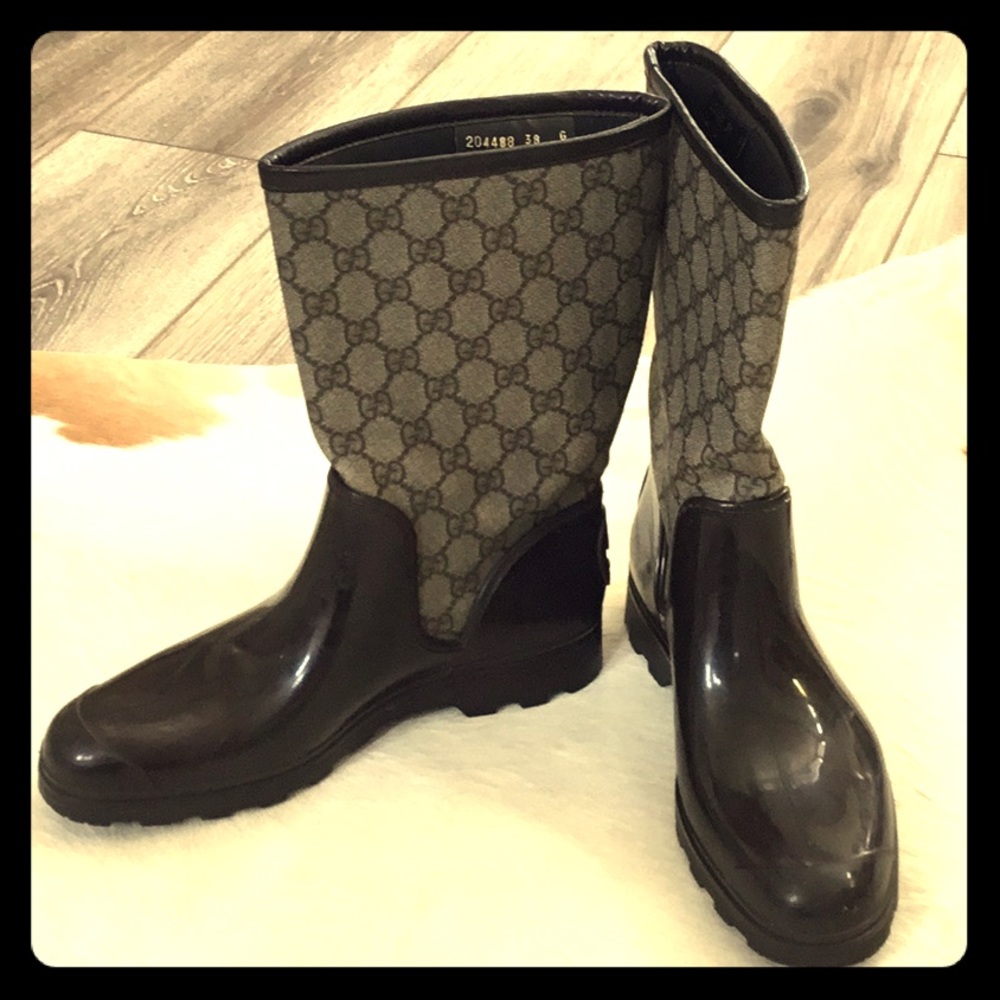 Auth Gucci Rain  Boots!!